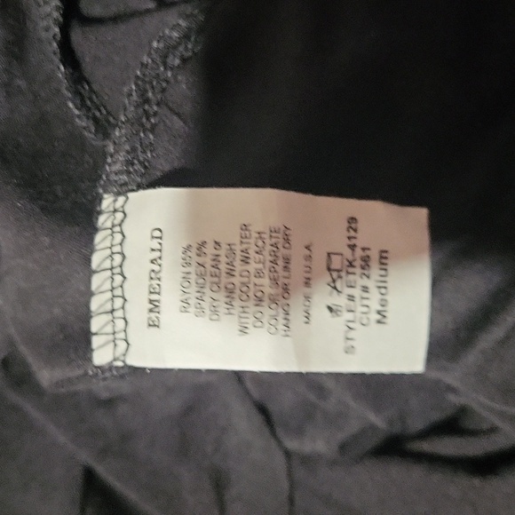 NWT Emerald Tuck and Stroll Tank - Picture 6 of 6